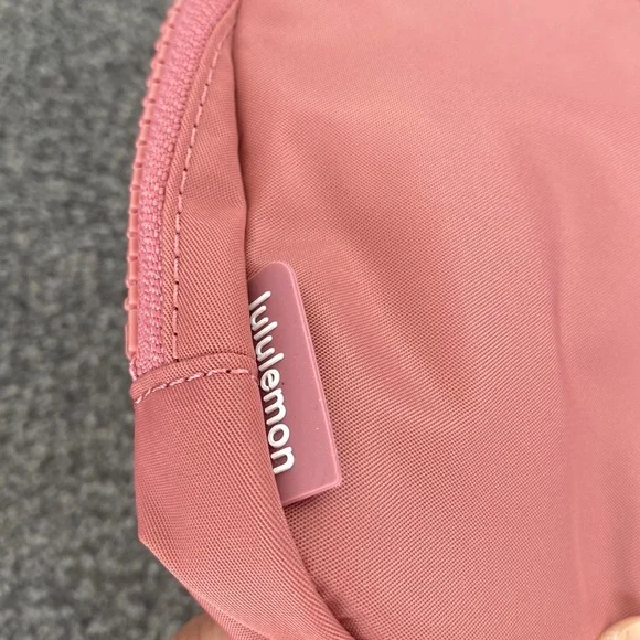 ❤️ Lululemon Brier Rose Extended Strap Everywhere Belt Bag NWT